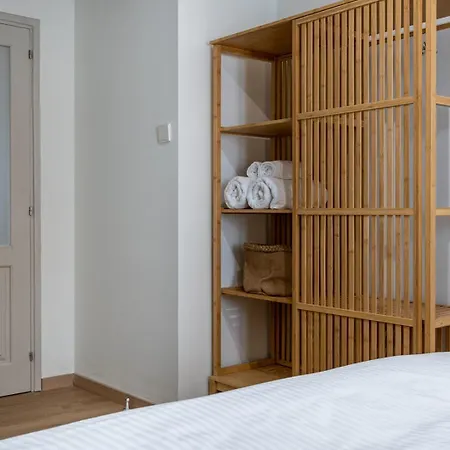 Luxury Heritage 1bdr W/ Parking Old Apartman *